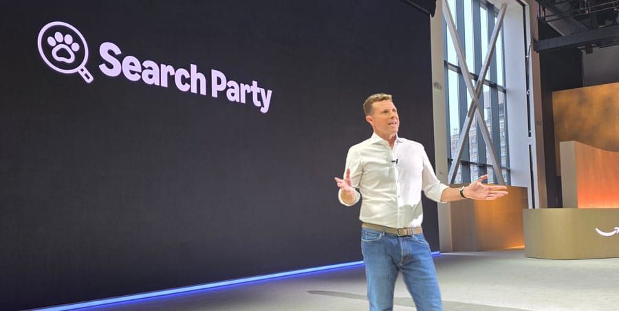 Cameras, assemble! The dog is loose