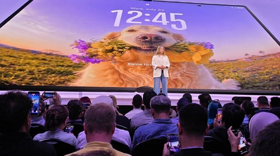 Samsung beats Apple to new foldable phone punch