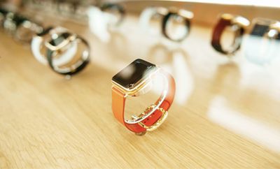 Wearables Makers Want You to Want Them in 2017