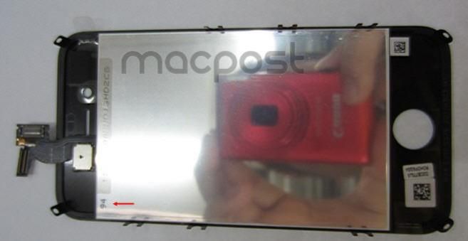 코드명 N94의 iPhone 전면 패널 사진.