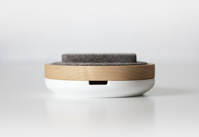 깔끔 아이폰 독 스텐드, Spool Dock: The Modern Apple Dock with a Twist