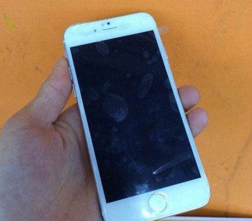 또 다른 iPhone 6 목업 사진 유출?