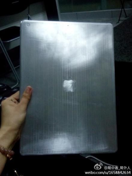 12인치 iPad Pro 더미 사진?