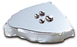 Apple 가전 제품 분야의 Liquidmetal 합금의 독점권을 연장.