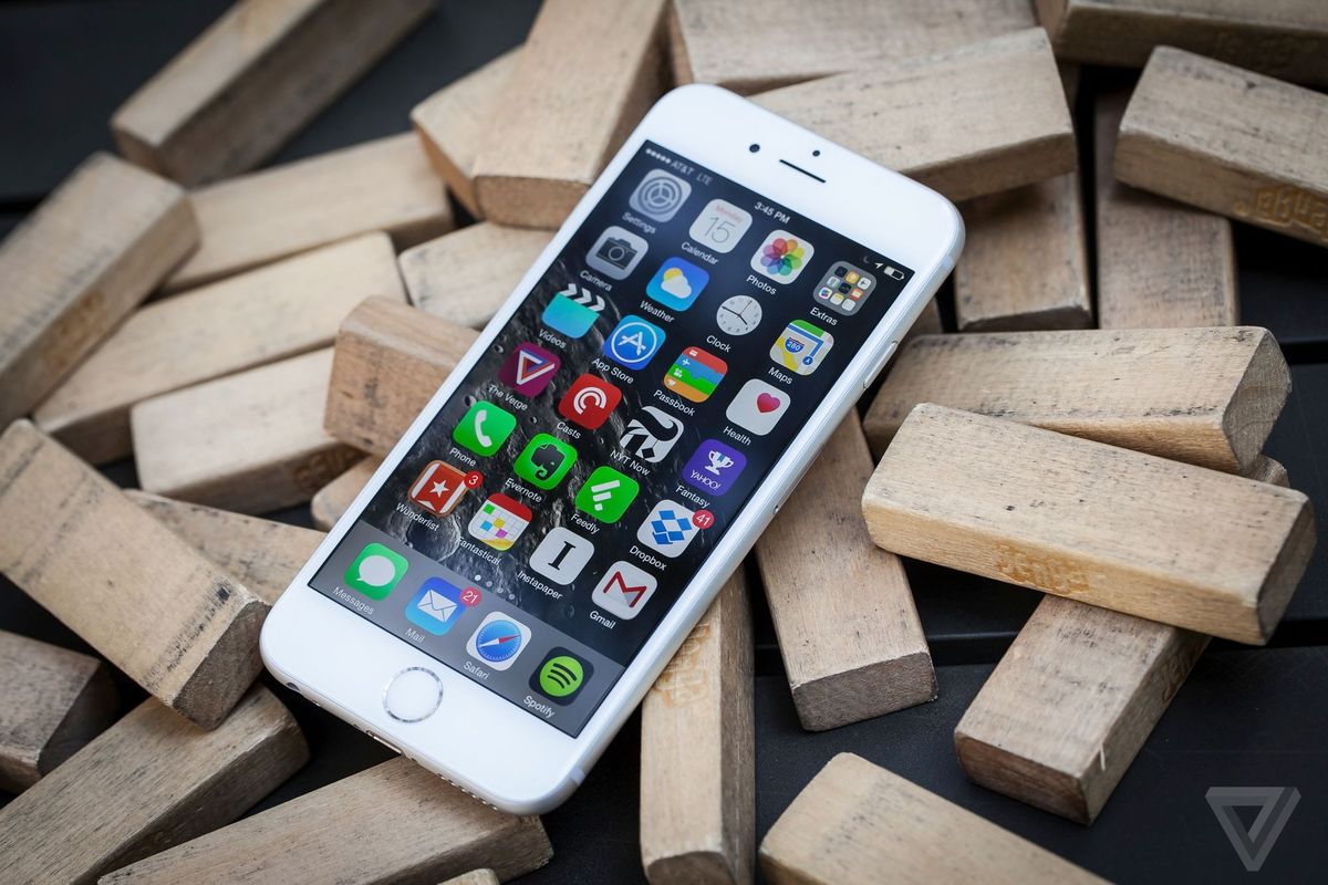 The Verge. iPhone 6, 6Plus 리뷰 영상.