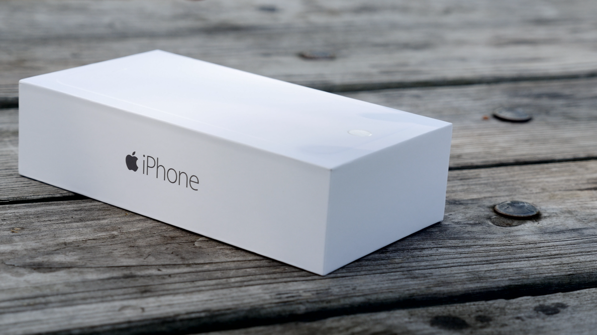 9to5Mac. iPhone 6/6 Plus 언박싱 영상 제공. 폴더 안 폴더 만드는 팁 제공.