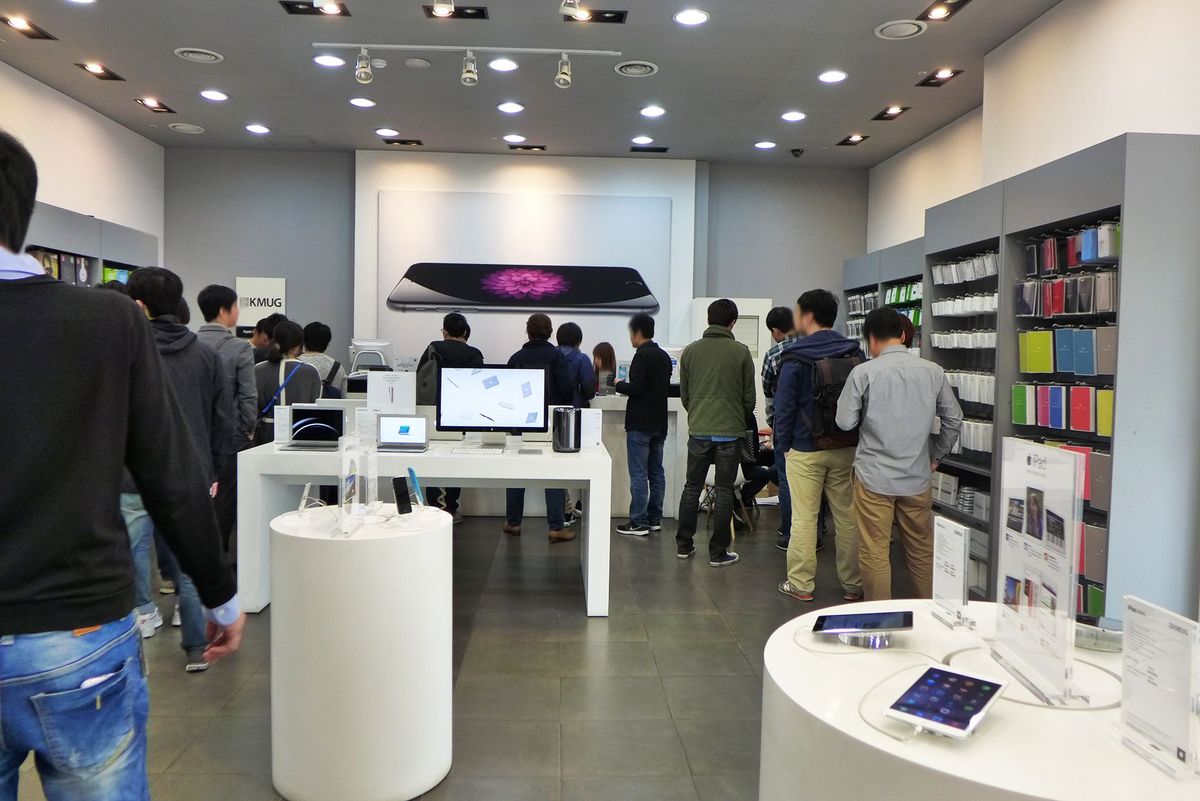 KMUG 가산 매장 iPhone 6 구매 행렬 및 현장 사진.