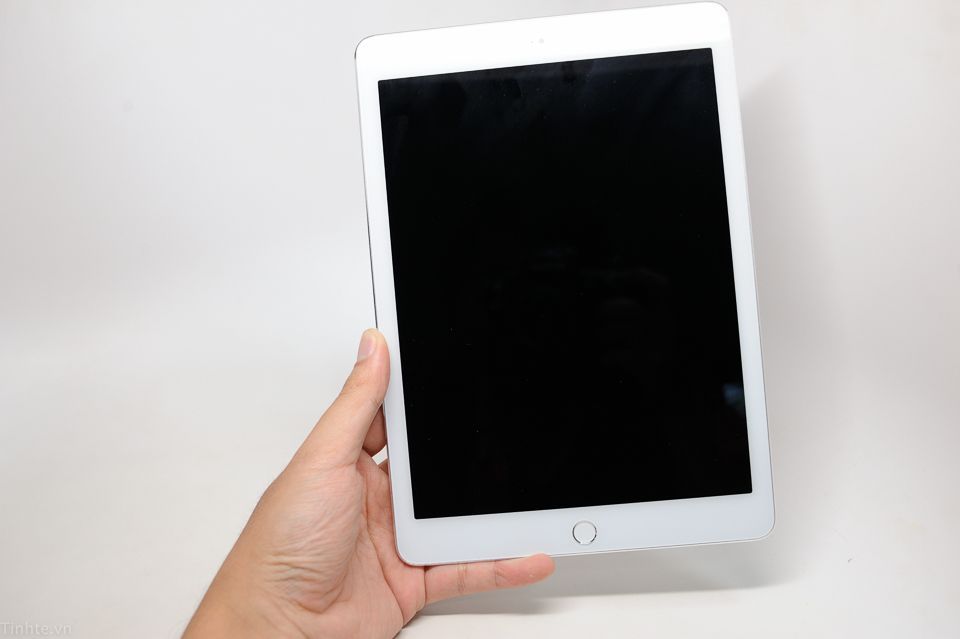 2세대 iPad Air 제품 사진&영상 유출?