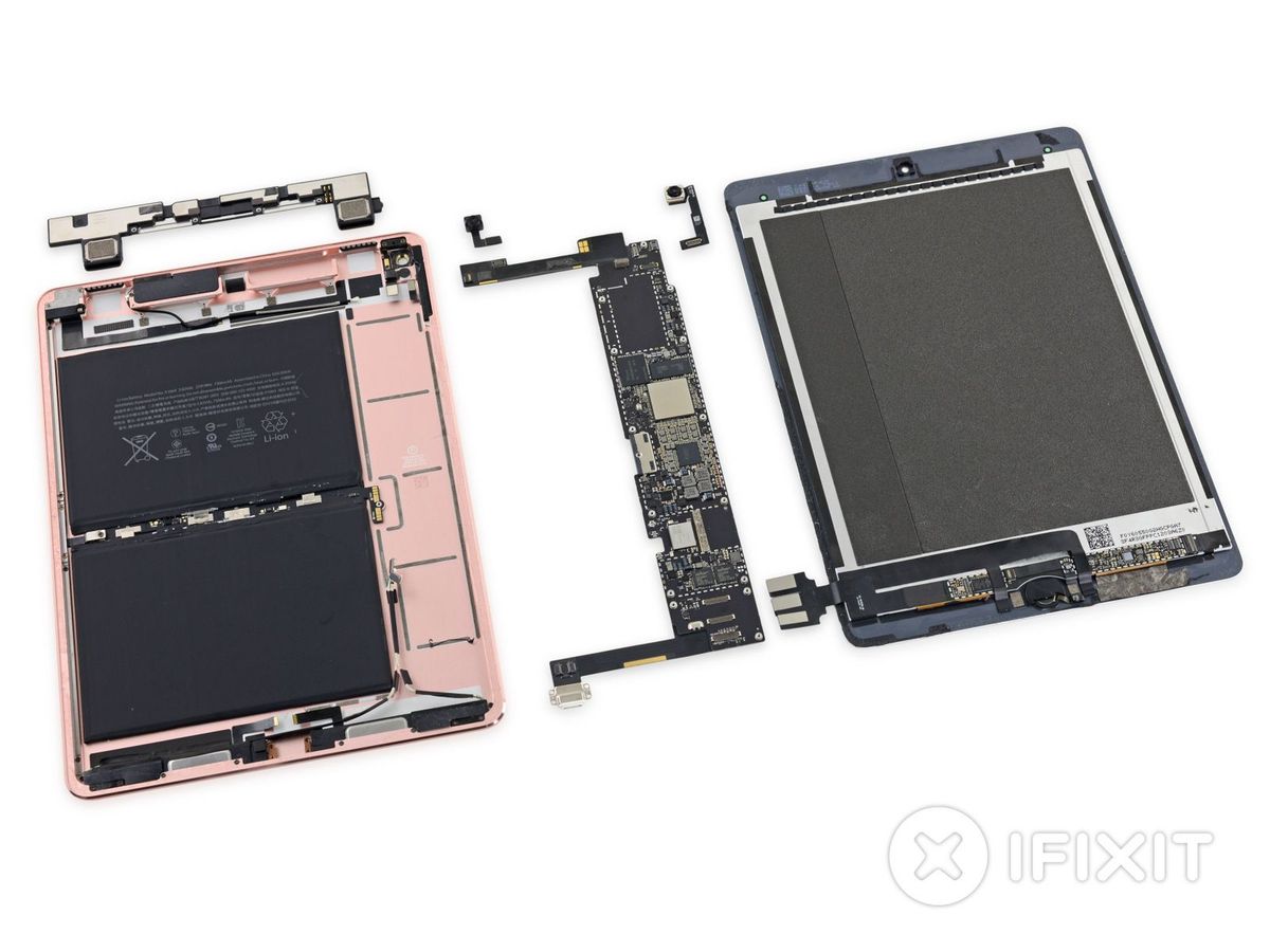 iFixit. 9.7인치 iPad Pro 분해.