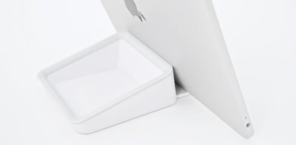 Bluelounge의 실용적인 iPad Stand