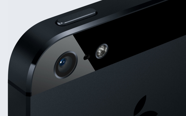 Apple, iPhone 5 수요가 적어짐에 따라 부품 주문 절감