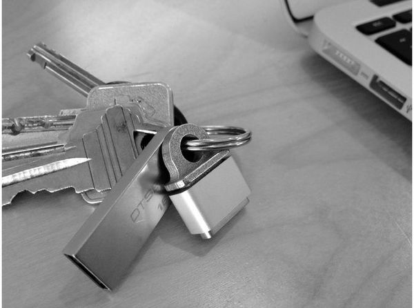 MacSafe 컨버터 이젠 잃어버리지 마세요! MagSafe Adapter Key Ring