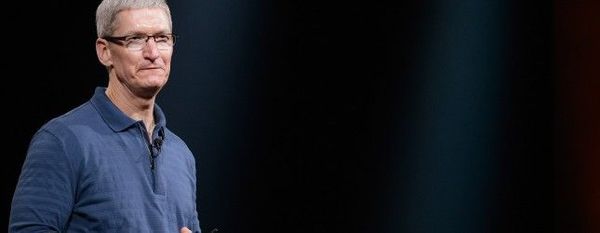 Tim Cook CEO와의 티타임 경매 종료. $610,000에 낙찰