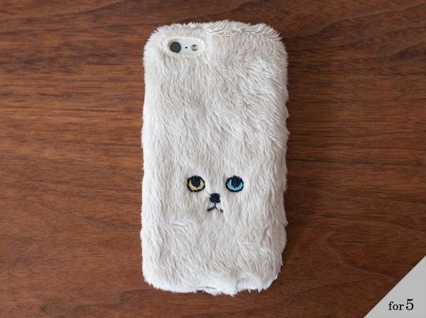 고양이 인형 아이폰 케이스