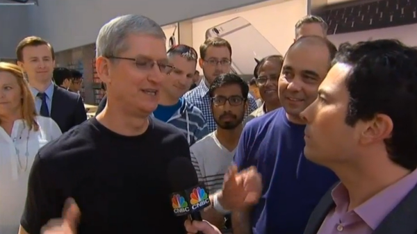 Tim Cook CEO를 위한 Apple Watch 특별 모델.