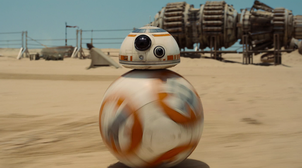 곧 상영 될 스타워즈 로봇 R2-D2, BB-8 공개. CG가 아닌 실제 구동 되는 로봇!