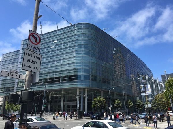 WWDC 15 준비를 위한 움직임.