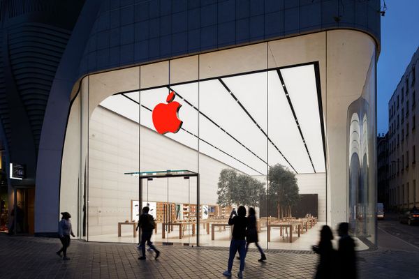 Apple 전세계 400개 Apple Store 로고 (RED) 변경