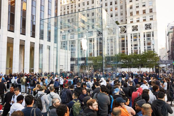 Apple 1차 출시 국가 사진 : iPhone 11 Pro, iPhone 11 Pro Max, iPhone 11 and Apple Watch Series 5