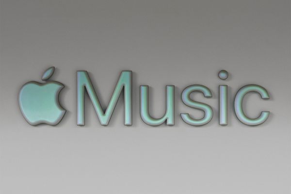 Apple Music이 아티스트를 위한 새로운 글로벌 허브를 선보이며 10주년을 기념