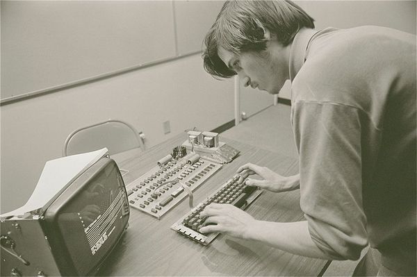 Steve Jobs History : 혁신과 열정의 연대기