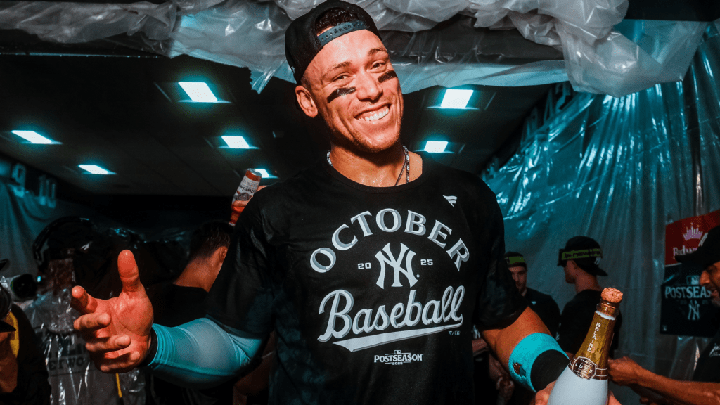 INSTANT REACTION: Yanks take the series over the White Sox, tie the Blue Jays atop the AL East