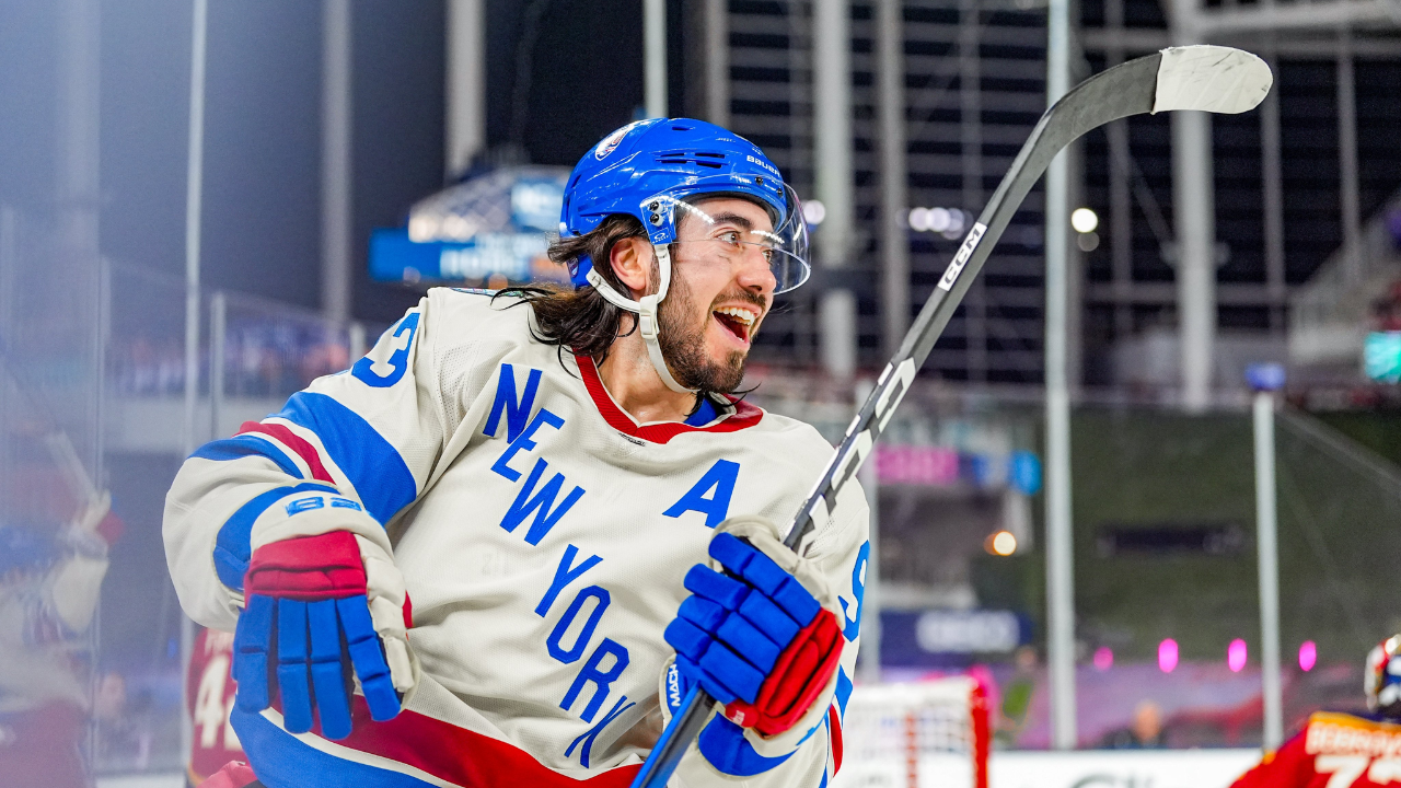 Zibanejad leads the Rangers to a Winter Classic Win