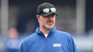 Sources: Giants Fire Defensive Coordinator