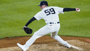 Yankees call up Scott Effross