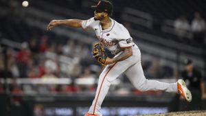 SOURCES: The Yankees acquire Comilo Doval from the Giants