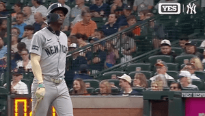 Jazz Chisholm Jr. Removed from Thursday’s game with an apparent injury