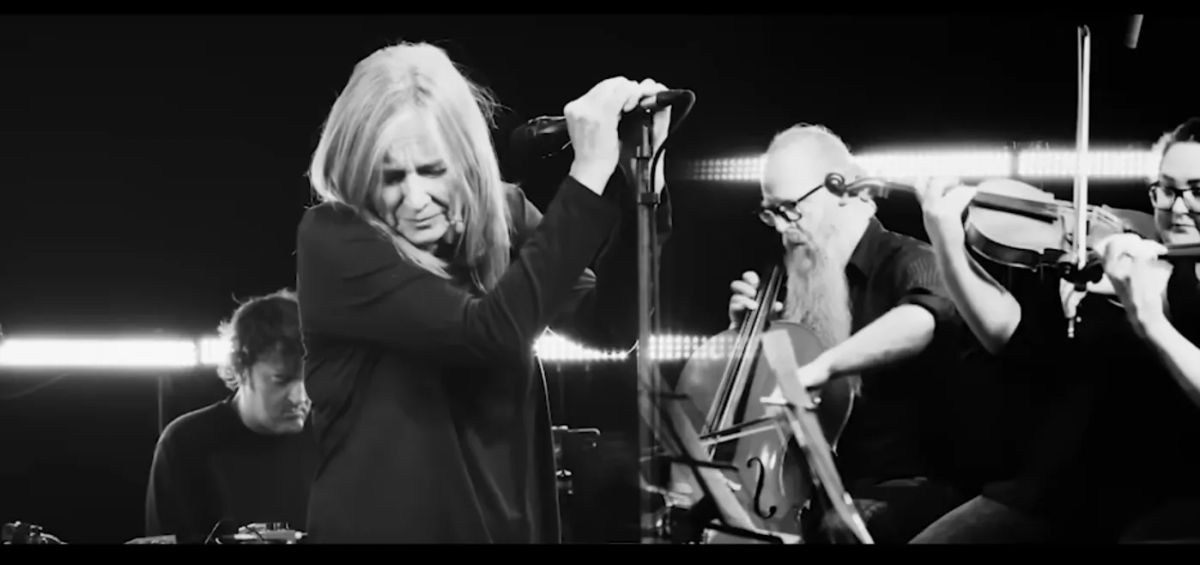 Portishead - Roads