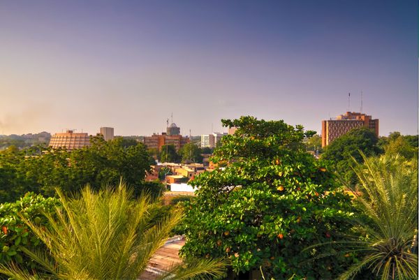 Niger misses $22 million principal payment on one-year bond.