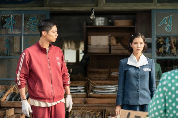 폭싹 속았수다 – 1950년대 제주를 배경으로 한 넷플릭스 로맨스 (2025년 3월)