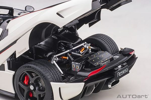 AUTOart 1:18 Koenigsegg Regera (White w/ Black Carbon & Red Accents) – Review