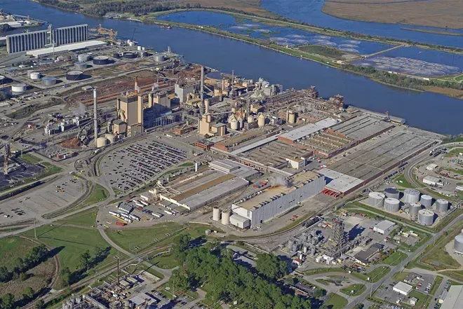 The ‘Smell of Money’ no more: Weighing the history and environmental impacts of Savannah’s paper mill, and the impacts of its closure
