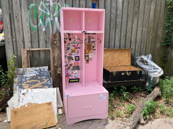 RIP SCAD Moveout Day: A requiem for lane finds, and an ode to mutual aid, free stuff, and the thrill of the hunt