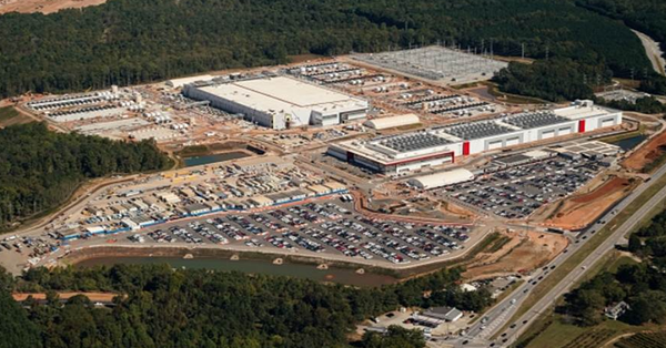 Comfortably numb or conveniently negligent? Policies on data centers, energy, and life-support systems deserve accountable scrutiny