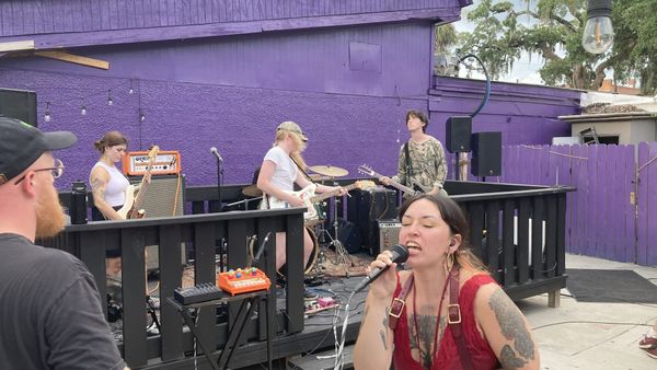 Review: 'A very special show' at Sey Hey in Starland