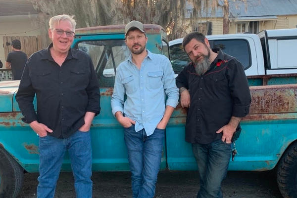 Cowboy Poetry on the River: Damon and the Shitkickers ready for Eastern Wharf show