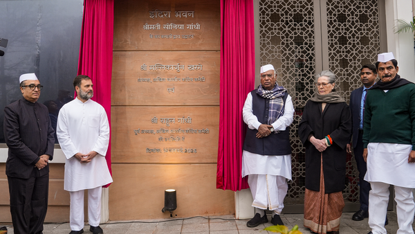 Congress Opens New HQ