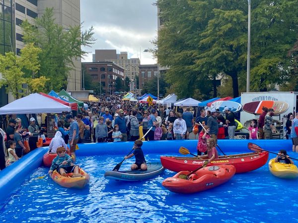 Happenings: The Only Roanoke Events Calendar You’ll Ever Need. Week of 10/18 to 10/25.