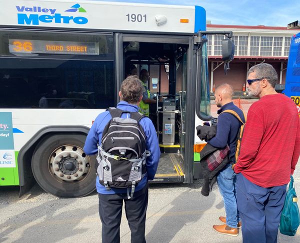 Roanoke Transit Plan Calls For Extending Bus Service into County, Expanding 'Microtransit'