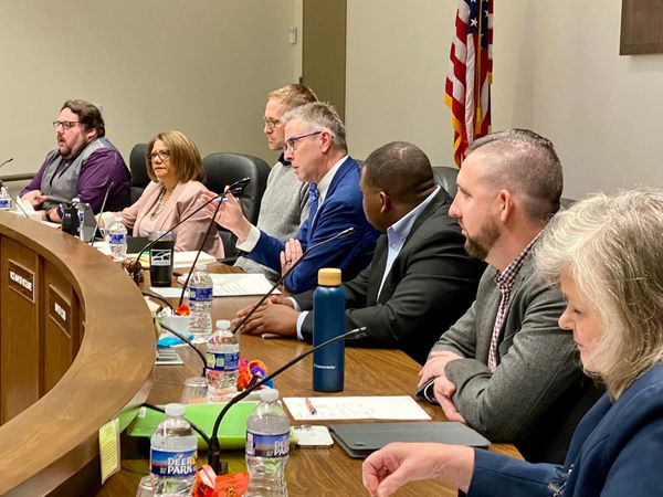 Higher Meals Tax, Flat School Funding Feature in Roanoke  Budget Proposal