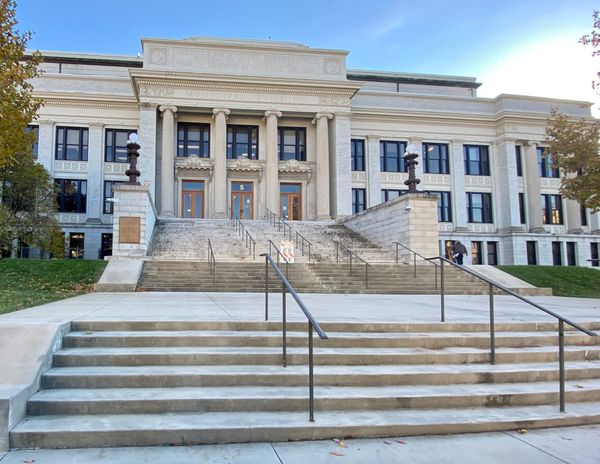 Roanoke City Council Meals Tax Majority Sets Table for Increase