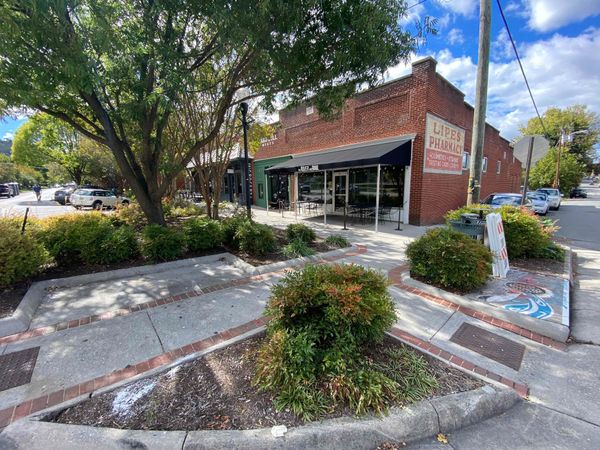 Ramblings: Mayor Confirms Bench Removal Consent; $500,000 of City Hall Jobs Added; Parking Study Opens