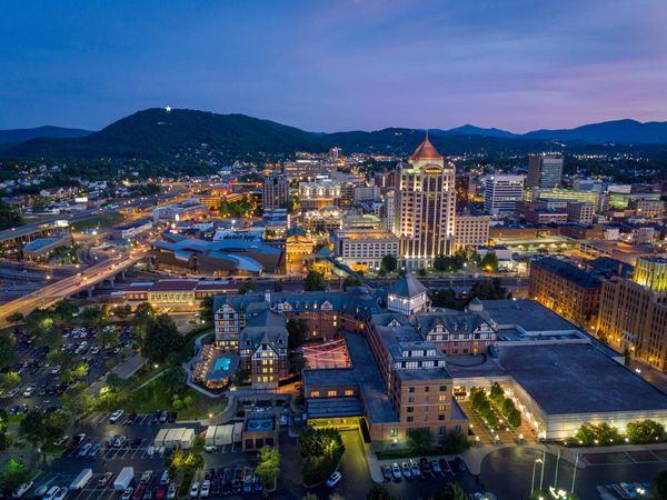 Happenings: The Roanoke Events Calendar