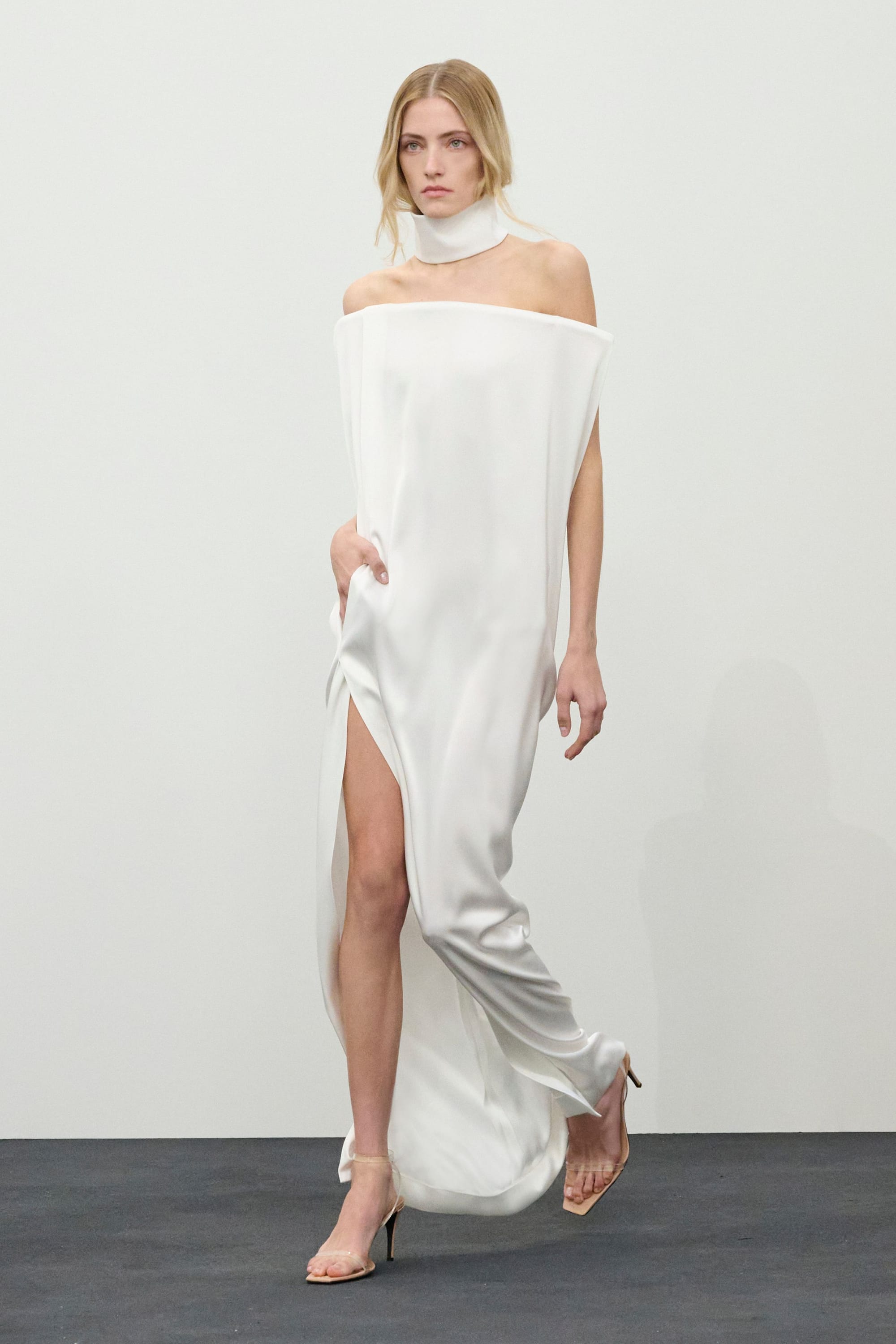 Courrèges Fall 2026 Proves the Brand's Futurism Still Has Legs in the Luxury Market