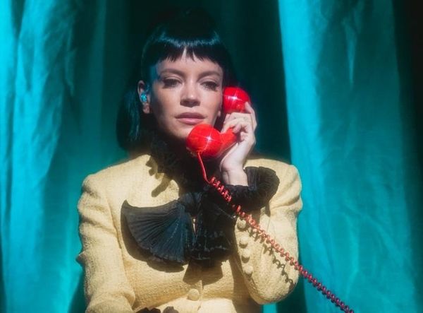 Lily Allen's One-Woman Show Turns Intimacy Into Pop's Rarest Commodity