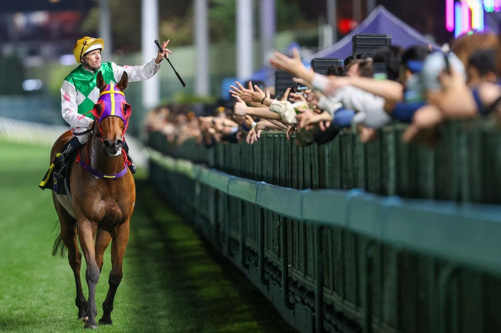 Bowman stars with Valley treble as Shum charges into title race post image